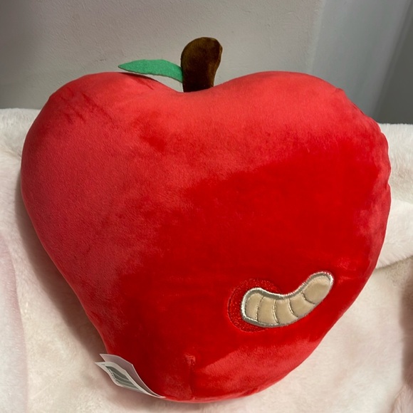 Squishmallows Ressie the apple 8” - Picture 2 of 3